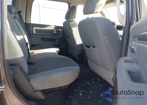 2015 Ram 1500 Big Horn z USA, uszkodzony, nr VIN 1C6RR7LG2FS509381